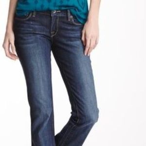 NWOT Lola Boot Lucky Jeans